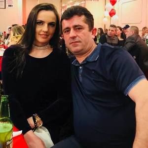 Meet your Posher, Gentjana